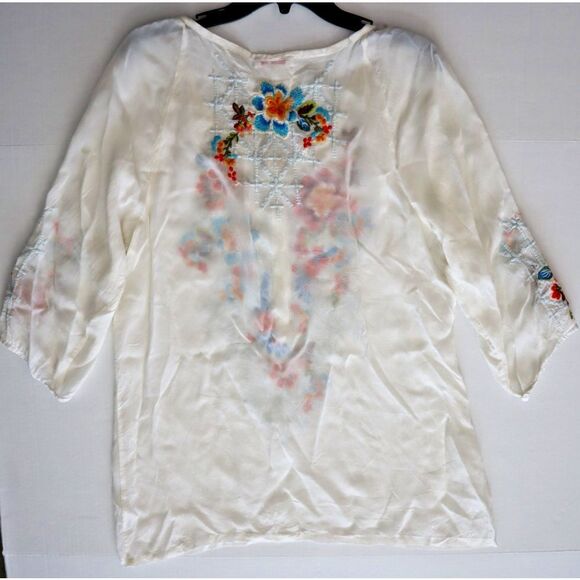 Johnny Was Women's Sz M White Floral Embroidered Tunic Blouse - Picture 11 of 11